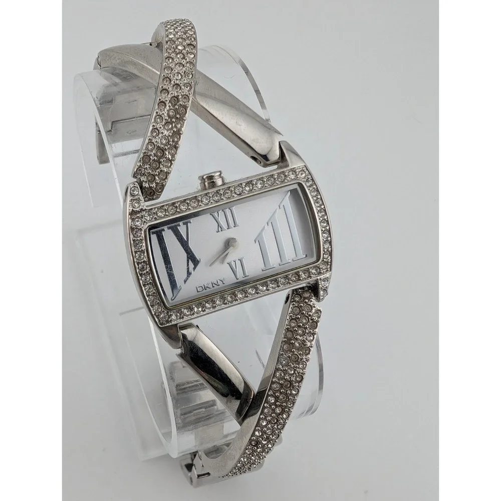 DKNY Pave Crystal Watch Women 28mm Case‎ Silver 6.5